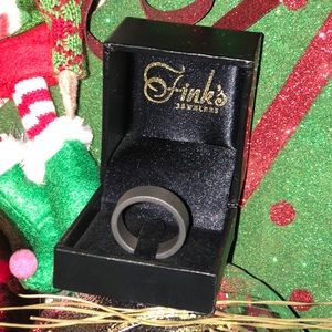 Men’s Wedding Band